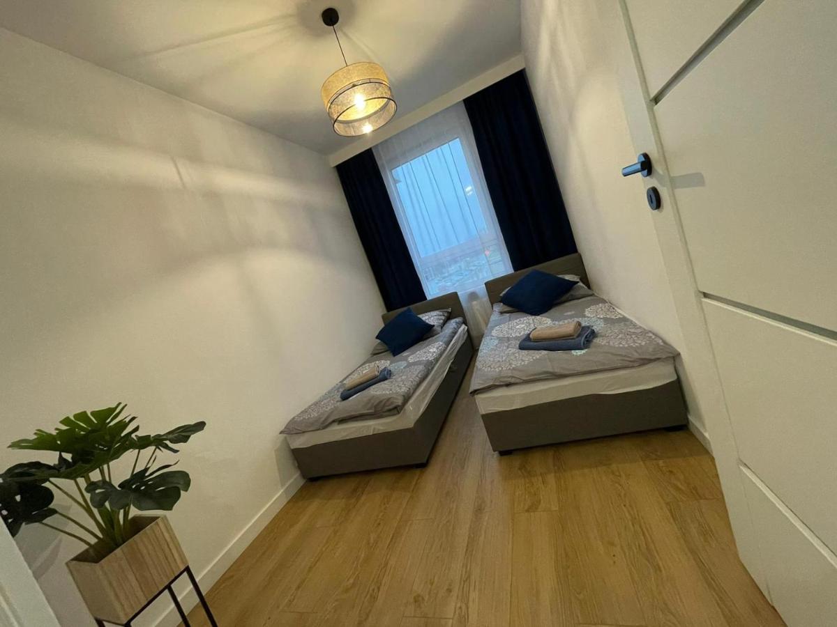 Apartament Pileckiego Nowy Dwor Mazowiecki Modlin Airport Exterior foto