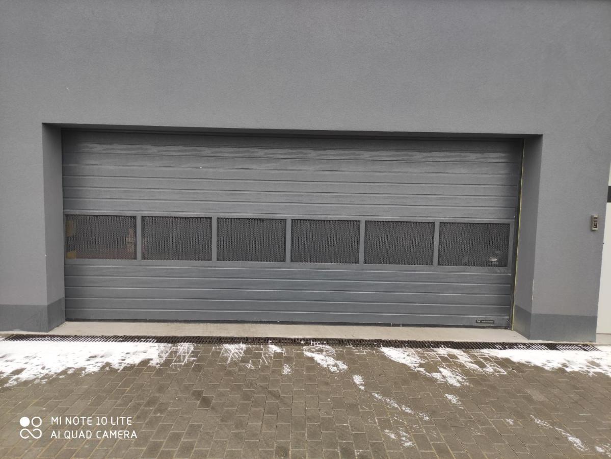 Apartament Pileckiego Nowy Dwor Mazowiecki Modlin Airport Exterior foto
